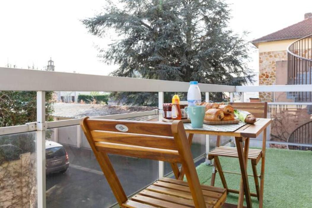 Appartement Cozy : 10/15 min des Champs Elysée Sartrouville Exterior foto